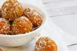 Hindistan Cevizli Havuç Topları Hindistan Cevizli Havuç Topları