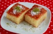 Yoğurt Tatlısı Yoğurt Tatlısı