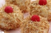 Kadayıflı Muhallebi Topları Kadayıflı Muhallebi Topları