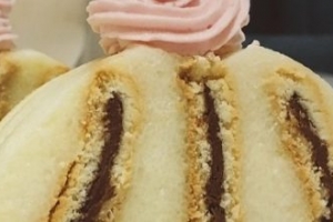 Biskremli Meyveli Parfe Biskremli Meyveli Parfe