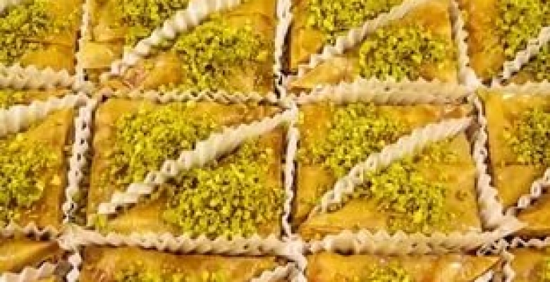 Üçgen Baklava Üçgen Baklava
