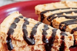 Fıstık Ezmeli Helvalı Tatlı Fıstık Ezmeli Helvalı Tatlı