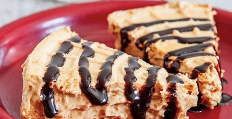 Fıstık Ezmeli Helvalı Tatlı Fıstık Ezmeli Helvalı Tatlı