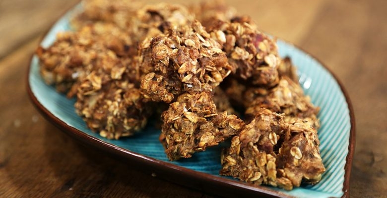 Muzlu Hurmalı Kurabiye Muzlu Hurmalı Kurabiye