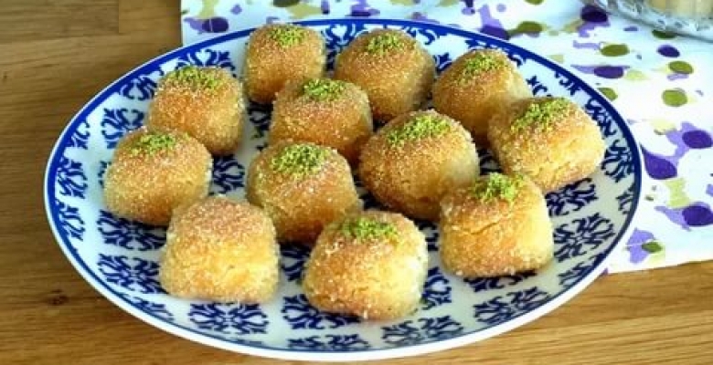 Kesme İrmik Tatlısı Tarifi Kesme İrmik Tatlısı Tarifi