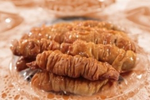 Kırım Baklavası Nasıl Yapılır Kırım Baklavası Nasıl Yapılır