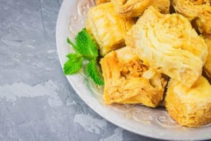 Cevizli Yufka Tatlısı Cevizli Yufka Tatlısı