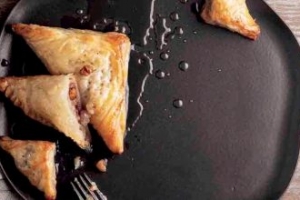 Kestaneli Milföy Tatlısı Kestaneli Milföy Tatlısı