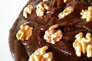 Pekmezli Cevizli Yöresel Tatlı Pekmezli Cevizli Yöresel Tatlı