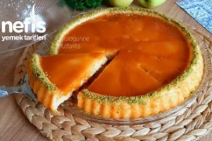 Elmalı Karamel Soslu Tart Kek (Videolu) Elmalı Karamel Soslu Tart Kek (Videolu)