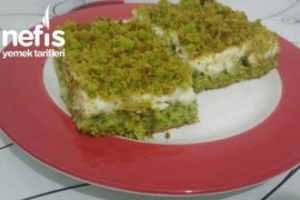 Fıstık Rüyası (Ispanaklı Kek) Fıstık Rüyası (Ispanaklı Kek)