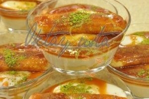 Karamelli Tatlı Tarifi (kedi dilli) Karamelli Tatlı Tarifi (kedi dilli)