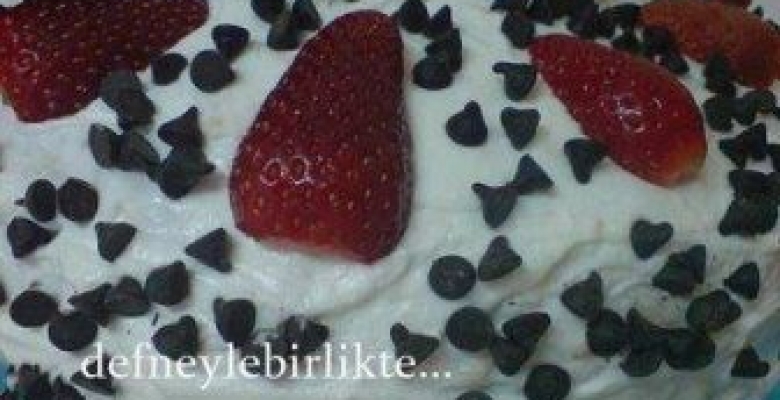 Kremalı Yaş Pasta Tarifi Kremalı Yaş Pasta Tarifi