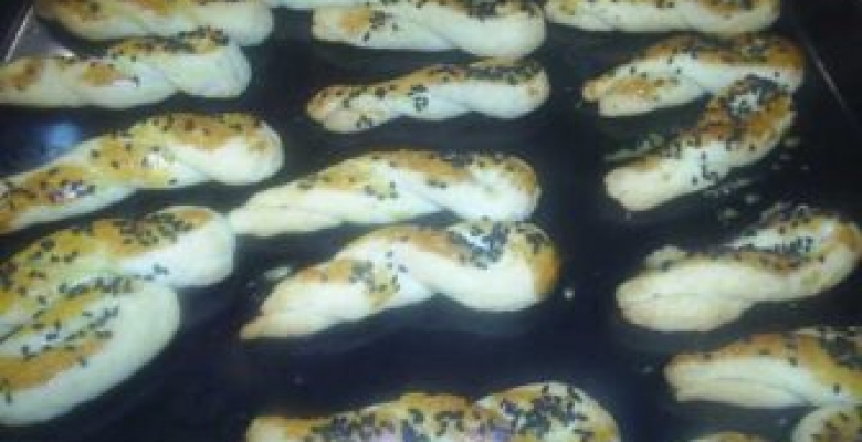 Pastane kurabiyesi Tarifi Pastane kurabiyesi Tarifi