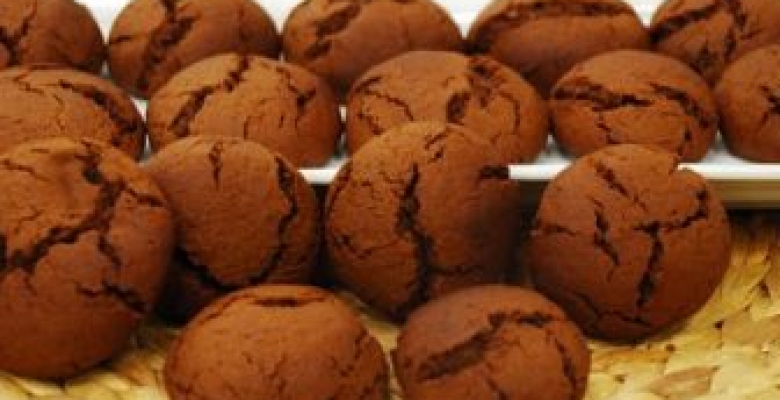 Pekmezli Kakaolu Kurabiye Tarifi Pekmezli Kakaolu Kurabiye Tarifi