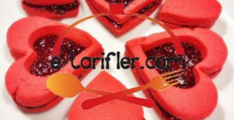 Yürek Kurabiye (frambuaz reçelli) Tarifi Yürek Kurabiye (frambuaz reçelli) Tarifi