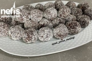 Atıştırmalık Muzlu Toplar Atıştırmalık Muzlu Toplar