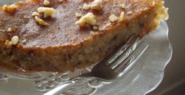 Cevizli İrmik Tatlısı Tarifi Cevizli İrmik Tatlısı Tarifi