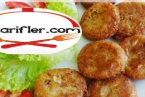 Ekmek köftesi Tarifi Ekmek köftesi Tarifi