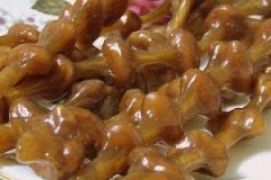 Fındıklı-Tarçınlı Küçük Kurabiye Fındıklı-Tarçınlı Küçük Kurabiye