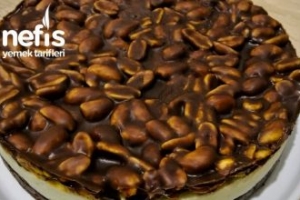 Fırında Pişmeyen Snickers Cheesecake Fırında Pişmeyen Snickers Cheesecake