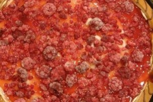 Frambuazlı Pasta Tarifi Frambuazlı Pasta Tarifi