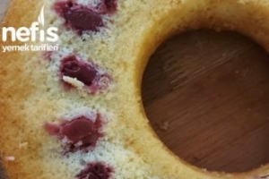 Vişne Taneli Yumuşacık Kek/Muffin Vişne Taneli Yumuşacık Kek/Muffin