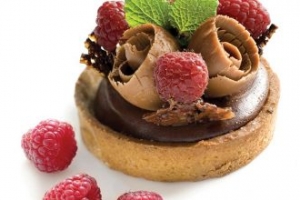 Ahududulu Ve Çikolatalı Tartölet Ahududulu Ve Çikolatalı Tartölet