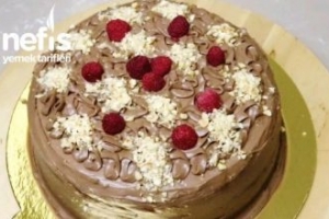 Az Malzemeyle Yumuşacık Yaş Pasta Tarifi Az Malzemeyle Yumuşacık Yaş Pasta Tarifi