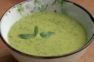 Brokoli Çorbası Brokoli Çorbası