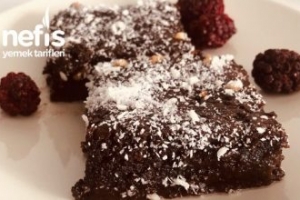 Browni Tarifi (Bol Soslu) Browni Tarifi (Bol Soslu)