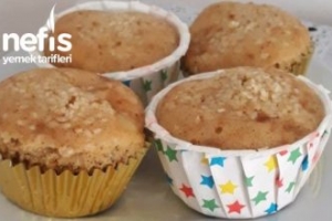 Buğuda Muffin Kalıbında Tarçınlı Elmalı Az Malzemeli Kek Buğuda Muffin Kalıbında Tarçınlı Elmalı Az Malzemeli Kek