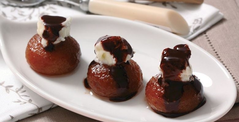 Çikolata Soslu Kemalpaşa Tatlısı Çikolata Soslu Kemalpaşa Tatlısı