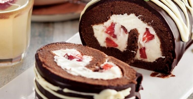 Çilekli Rulo Pasta Çilekli Rulo Pasta