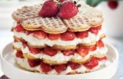 Çilekli Waffle Pasta Çilekli Waffle Pasta