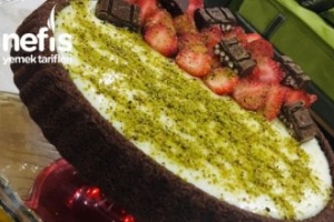 İftar Sonrası Çayınıza Eşlik Edecek Muhallebili Tart Kek İftar Sonrası Çayınıza Eşlik Edecek Muhallebili Tart Kek