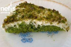 Ispanaklı Kremalı Kek Acaba Fıstıklı Mı Diye Düşündürecek Lezzet Ispanaklı Kremalı Kek Acaba Fıstıklı Mı Diye Düşündürecek Lezzet