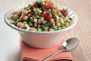 Karmaşık Baklagil Salatası Karmaşık Baklagil Salatası