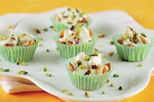 Kuru Meyveli Çikolata Kuru Meyveli Çikolata