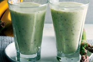 Kuşkonmazlı smoothie Kuşkonmazlı smoothie