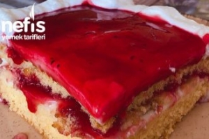 Orman Meyveli Pasta Orman Meyveli Pasta