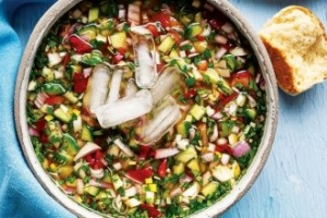 Soğuk Salata Çorbası Soğuk Salata Çorbası