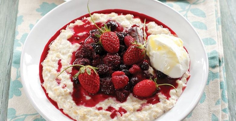 Tarçınlı Ve Meyveli Yulaf Tarçınlı Ve Meyveli Yulaf