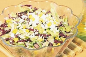 Tulum Peynirli Kış Salatası Tulum Peynirli Kış Salatası