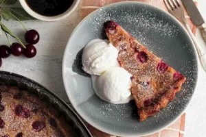 Vişneli Clafoutis Vişneli Clafoutis