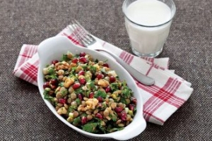 Yeşil Mercimek Salatası Yeşil Mercimek Salatası