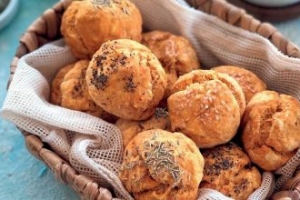 Zerdeçallı Glütensiz & Vegan Ekmek Zerdeçallı Glütensiz & Vegan Ekmek