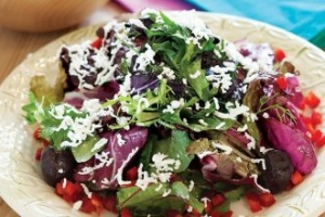 Zeytinyağlı Ege Otları Salatası Zeytinyağlı Ege Otları Salatası