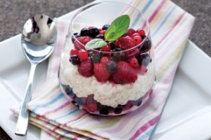 Bulgurlu Ve Meyveli Tatlı Bulgurlu Ve Meyveli Tatlı