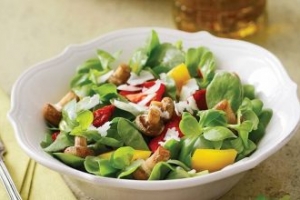 Mantarlı Semizotu Salatası Mantarlı Semizotu Salatası